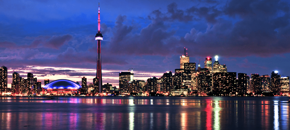 Toronto skyline at night