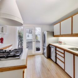 4 Wascana Avenue - Kitchen