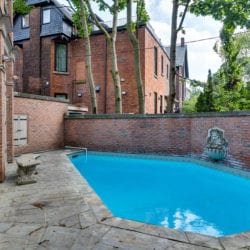 20 Admiral Road - Inground pool